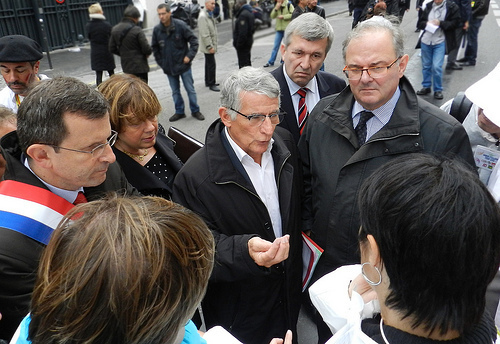 Avec Pierre Cohen, maire de Toulouse, Christophe Borgel, député, et les salariés de SANOFI